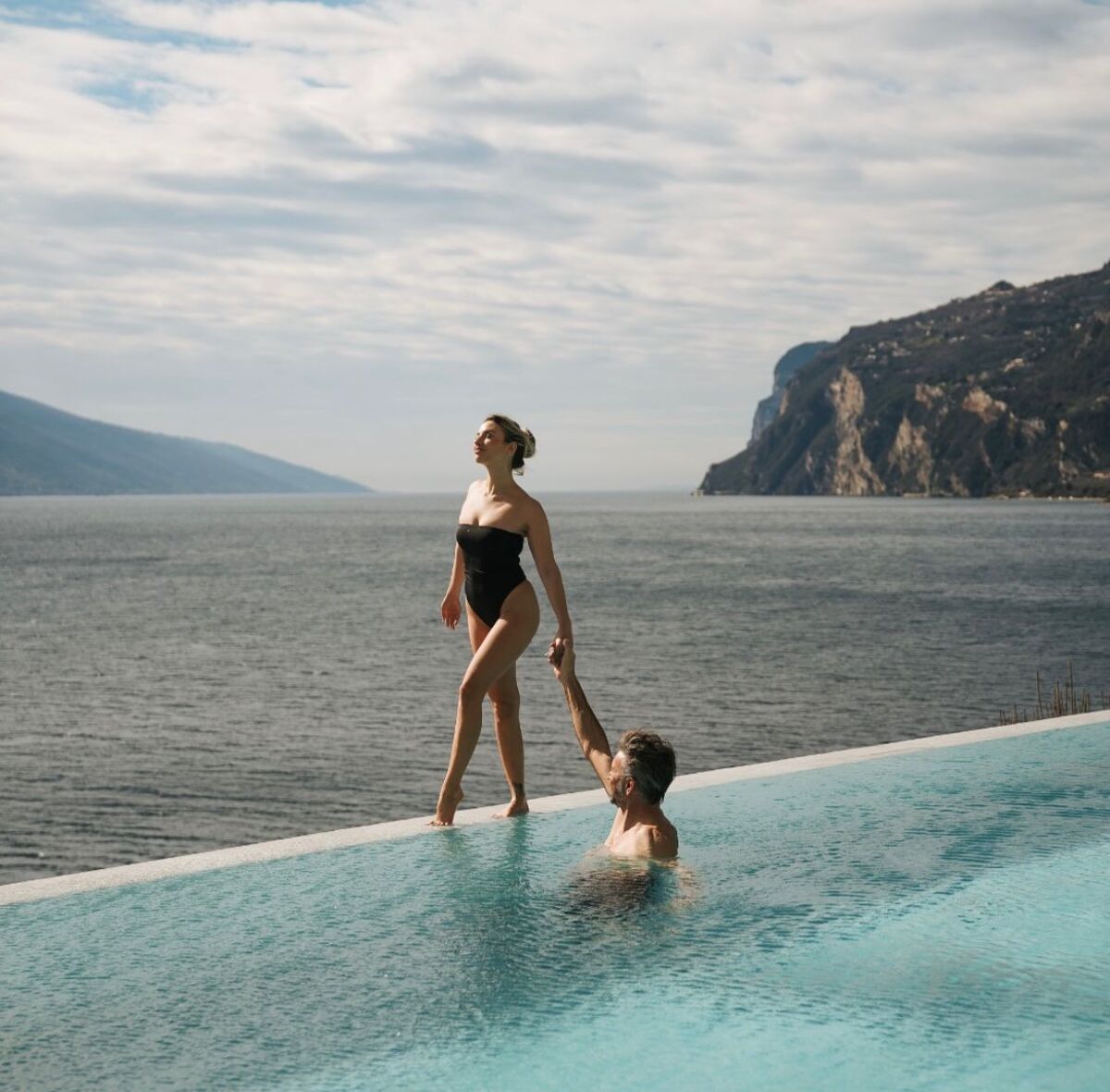 EALA è il primo hotel sul Lago di Garda ad aggiudicarsi 2 Chiavi MICHELIN EALA è il primo hotel sul Lago di Garda ad aggiudicarsi 2 Chiavi MICHELIN