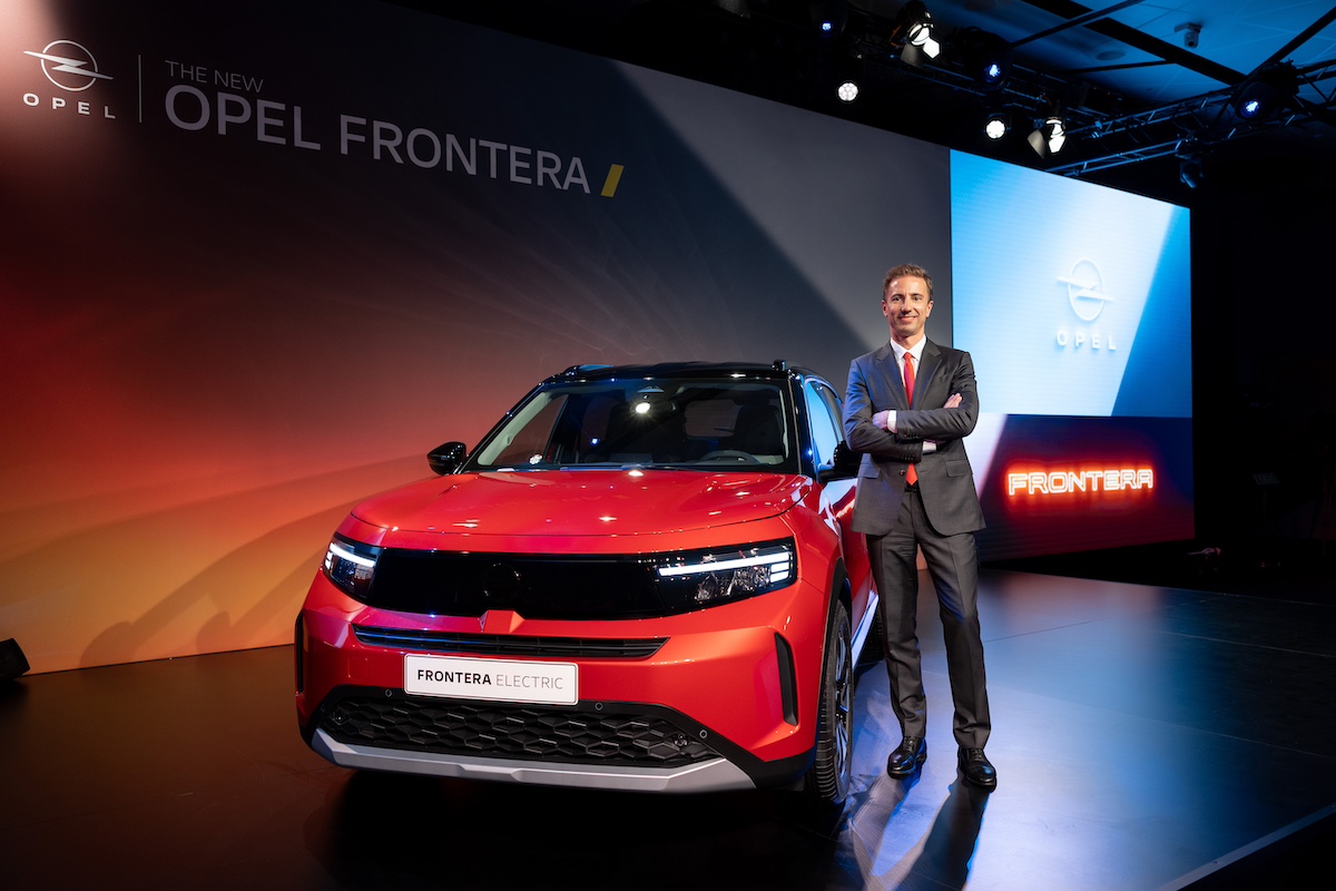 Opel Frontera: il nuovo SUV elettrico Svelato a Istanbul Opel Frontera: il nuovo SUV elettrico Svelato a Istanbul
