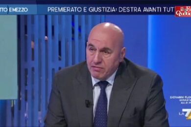 Crosetto senzi freni dalla Gruber: “Toti sarà costretto a dimettersi”