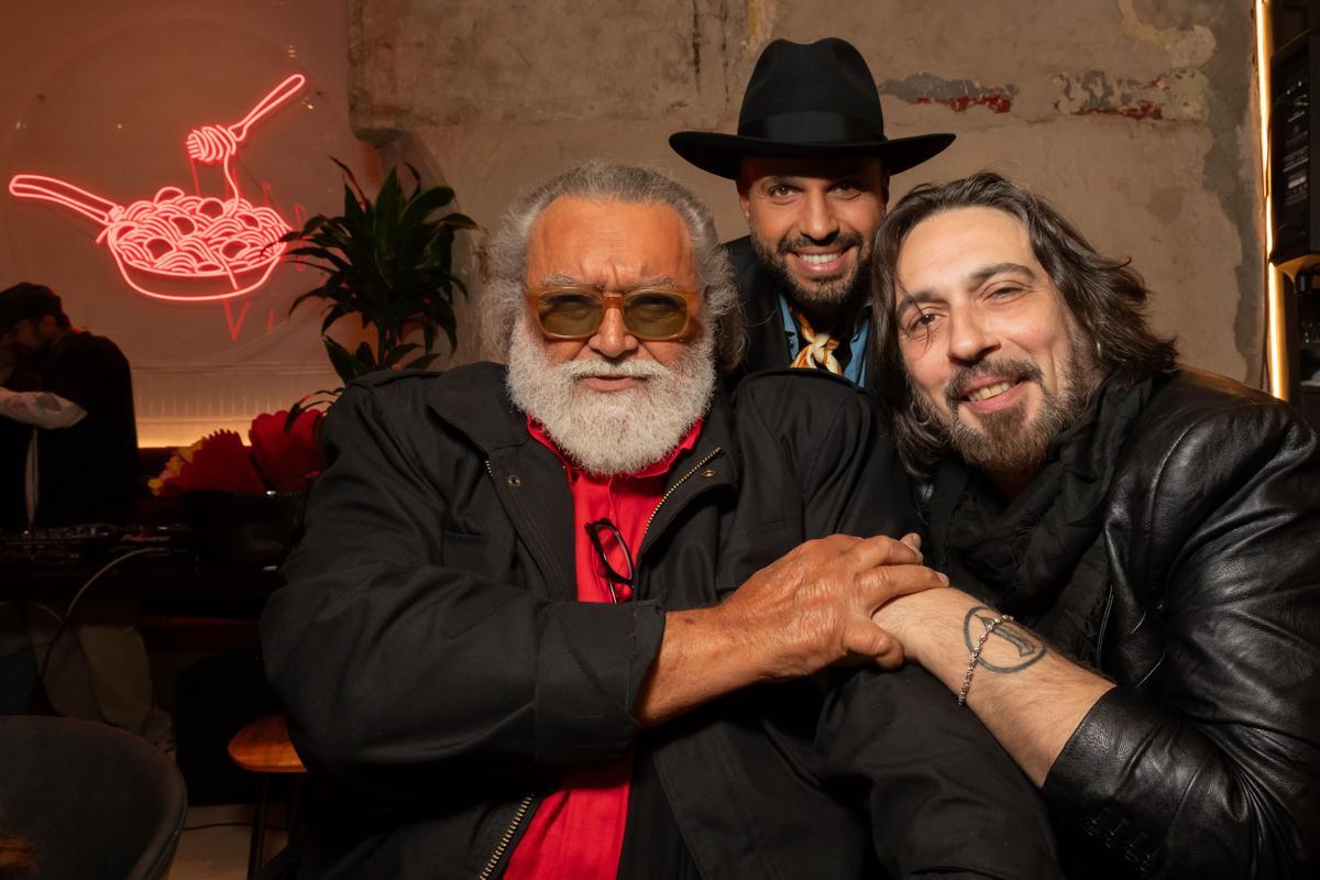 Meatball Family, due nuove aperture per le ‘polpette’ di Diego Abantuono. Quanti vip all’Opening Party (foto) Meatball Family, due nuove aperture per le ‘polpette’ di Diego Abantuono. Quanti vip all’Opening Party (foto)