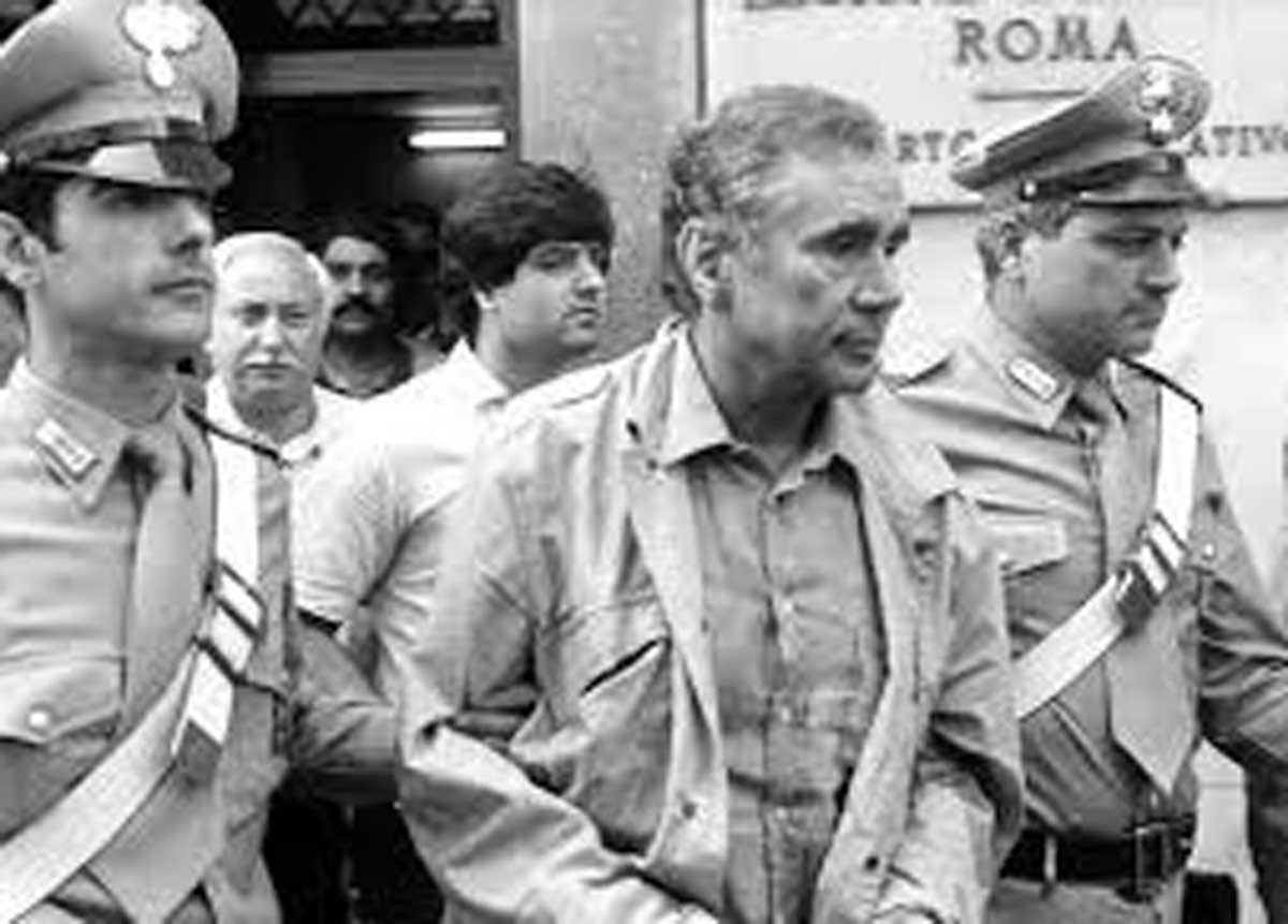 I magistrati richiusi in carcere per 15 giorni a studiare: “E’ vera civiltà” I magistrati richiusi in carcere per 15 giorni a studiare: “E’ vera civiltà”