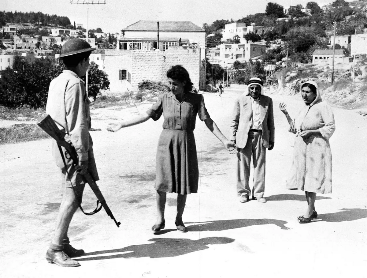 Guerra Israele, dalla Nakba nulla è cambiato: palestinesi in fuga dalle bombe