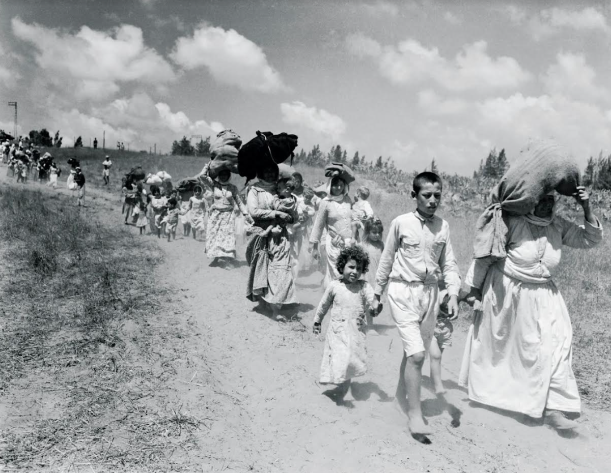 Guerra Israele, dalla Nakba nulla è cambiato: palestinesi in fuga dalle bombe
