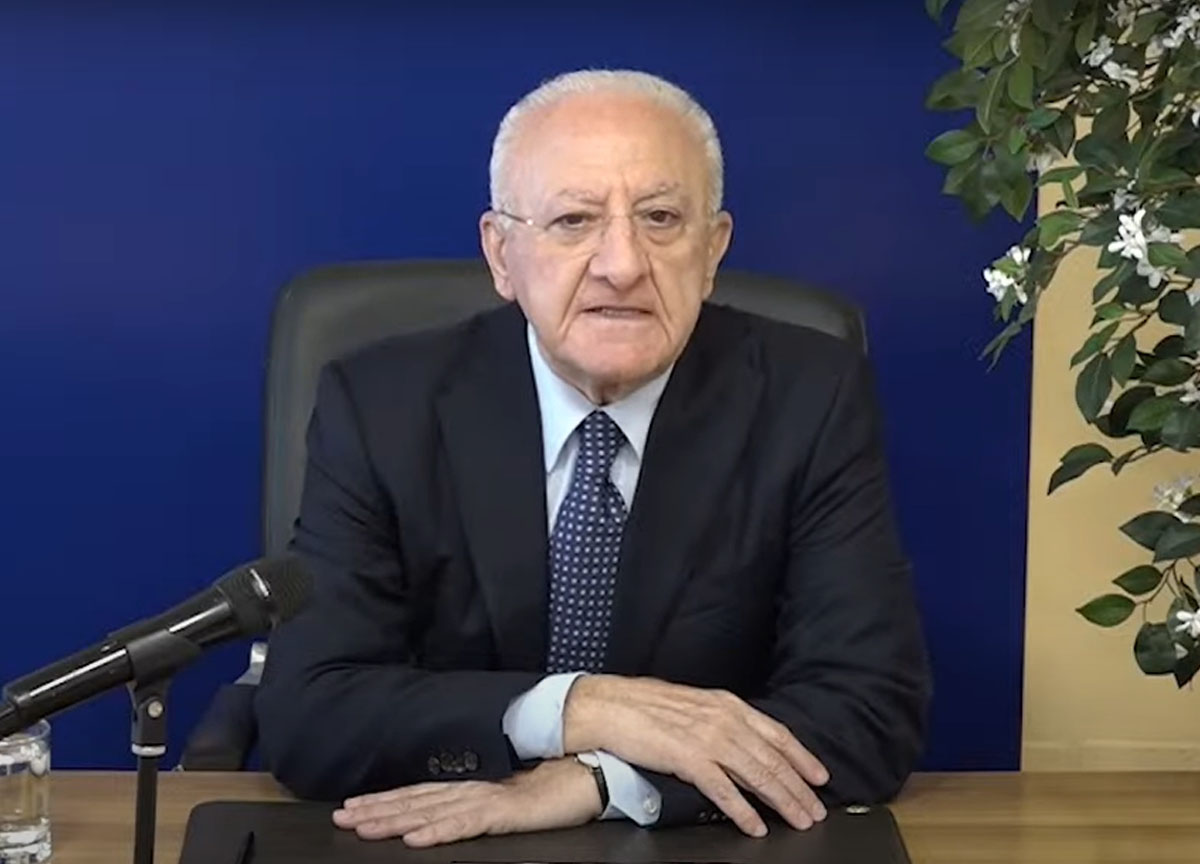Fondi coesione, vittoria del “cacicco” De Luca: 45 giorni per i soldi al Sud