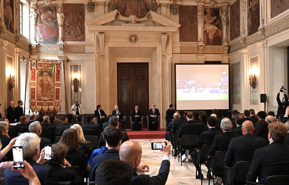 Ambrogino d’Oro all’Inter per lo scudetto e seconda stella.