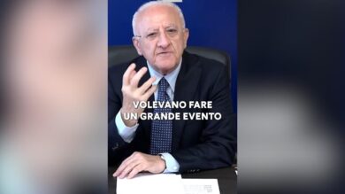 De Luca dedica una poesia a Fitto