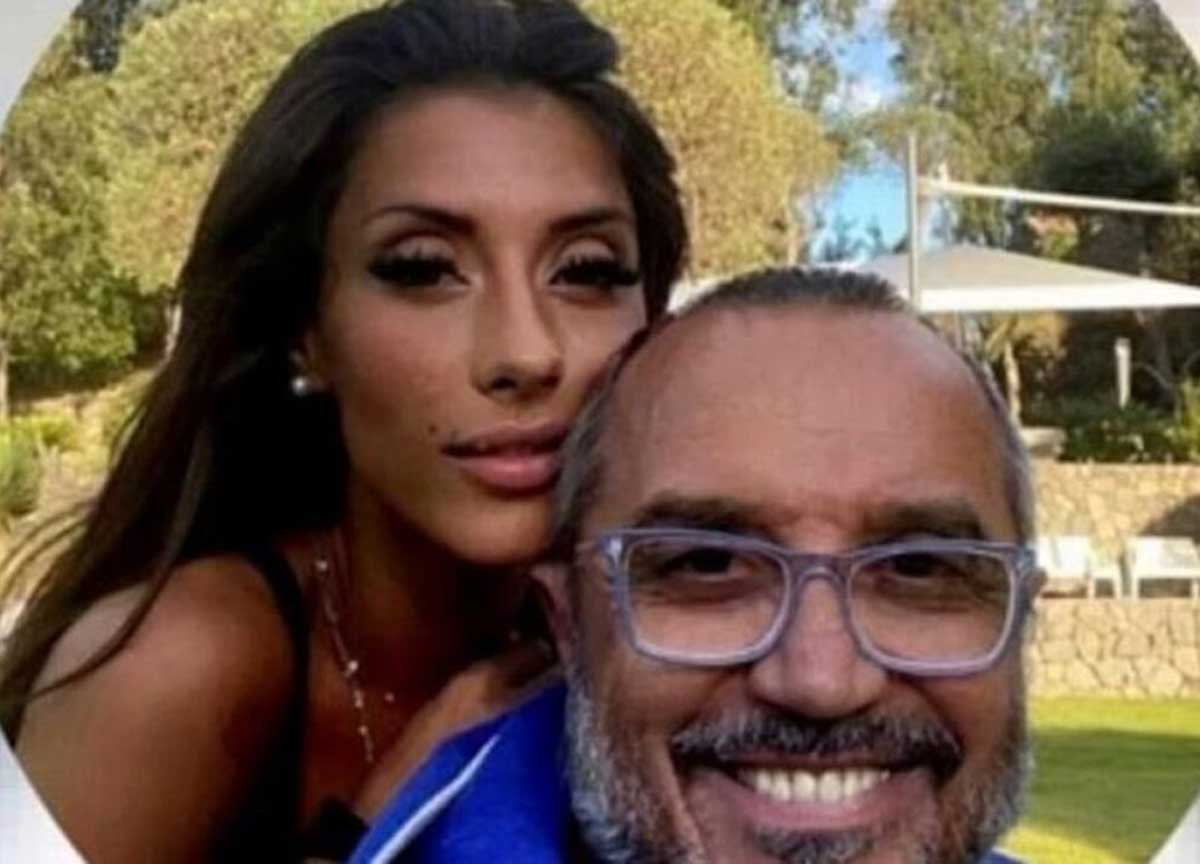 Funerali di Franco Di Mare, i vertici Rai presenti ma mimetizzati tra la folla
