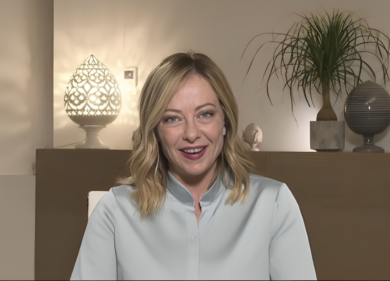 Meloni: “Farò il confronto con Schlein. Innaturale intesa Ppe-Pse.liberali”