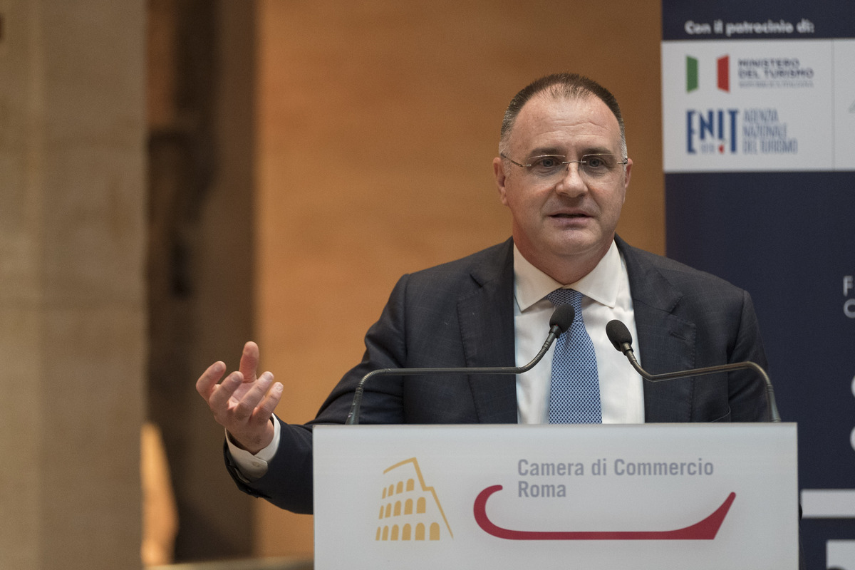 Orsini a LA PIAZZA, il presidente di Confindustria sarà ospite della kermesse Orsini a LA PIAZZA, il presidente di Confindustria sarà ospite della kermesse