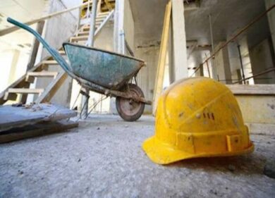 Incidente sul lavoro, operaio portato d’urgenza al Niguarda