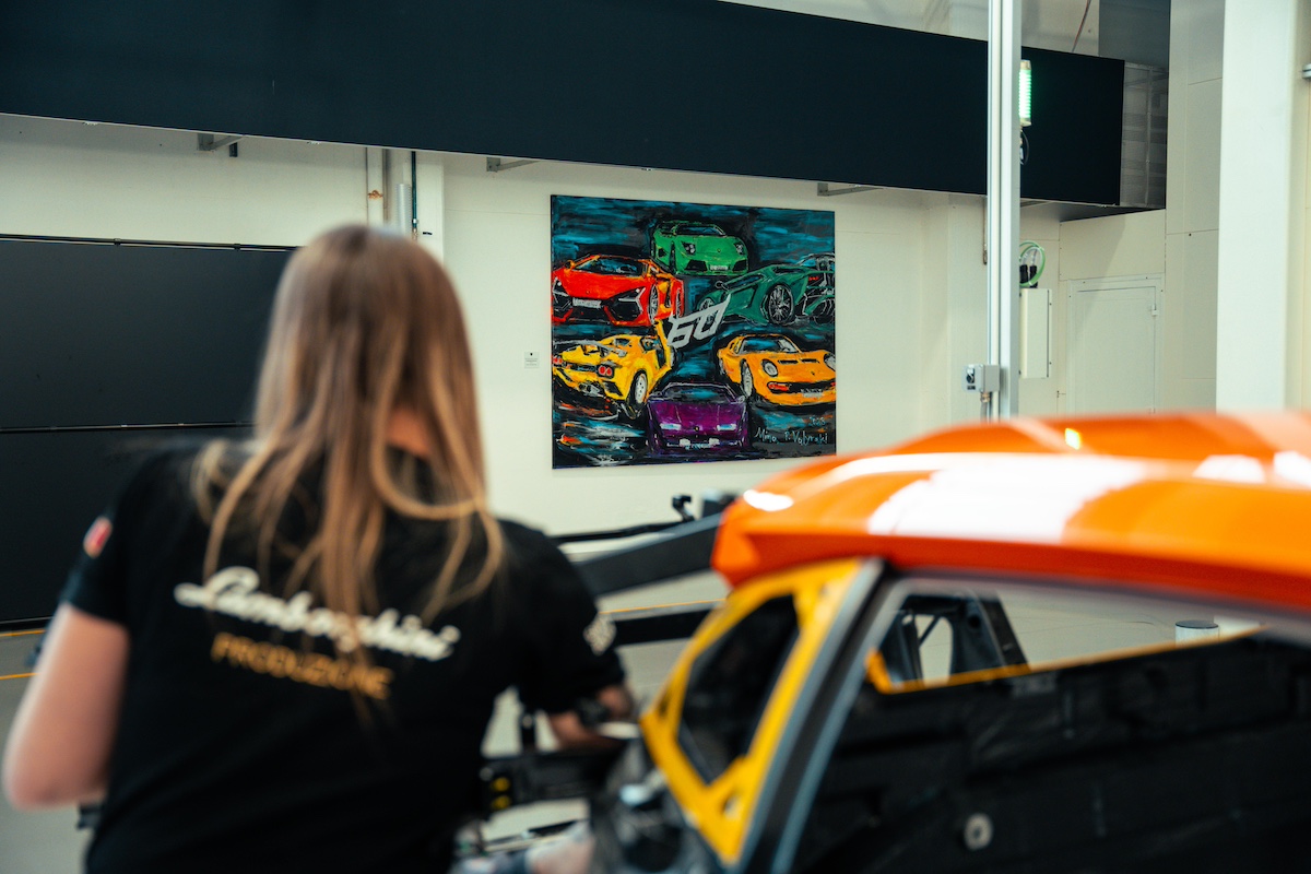 Lamborghini inaugura l’esposizione d’arte “Dreamaway”