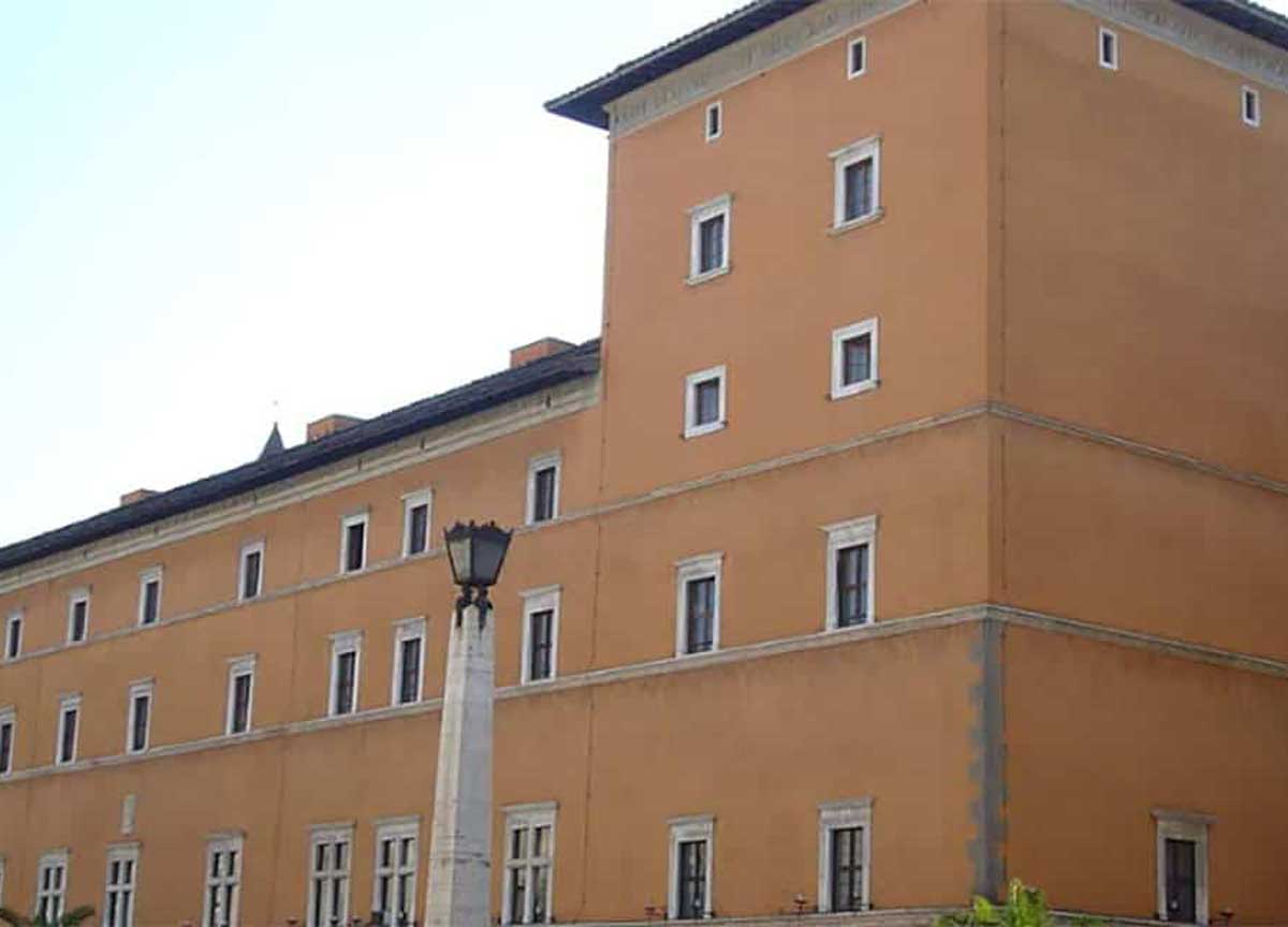 Hotel, le mani di Bill Gates su Roma: tutti gli investimenti di re Microsoft Hotel, le mani di Bill Gates su Roma: tutti gli investimenti di re Microsoft