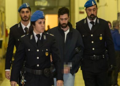 Delitto di Senago, in aula i carabinieri intervenuti sulla scena del crimine