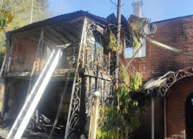 Russia, incendio nella notte in un ostello vicino Mosca: almeno otto i morti