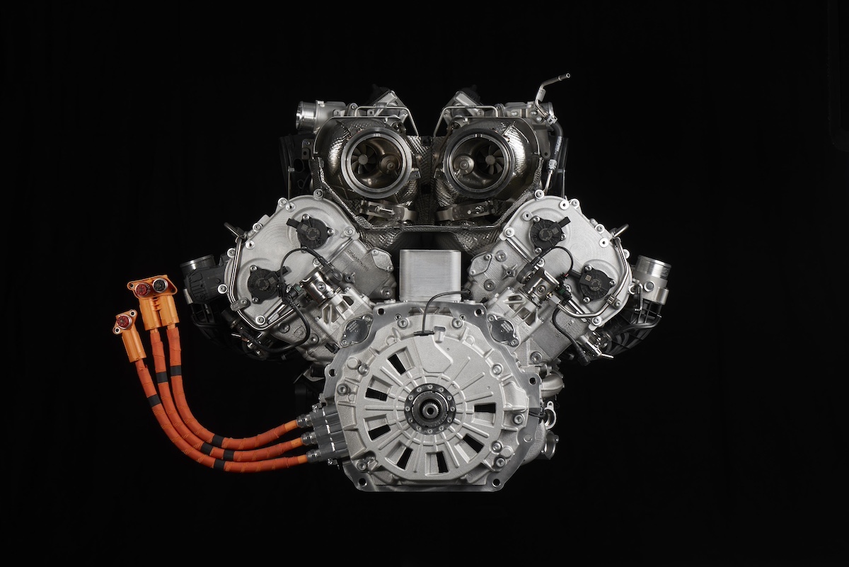 Lamborghini: La nuova supersportiva arriverà con motore V8 biturbo HPEV