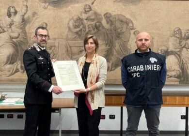 Carabinieri restituiscono la lettera di Radetzky all’Archivio di Bergamo. FOTO