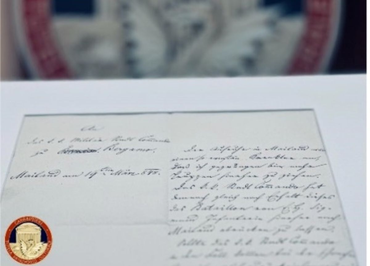 Carabinieri restituiscono la lettera di Radetzky all’Archivio di Bergamo. FOTO