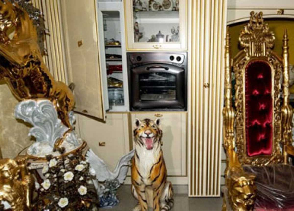 Casamonica, l’impero della mafia rom regna ancora su Roma: il dossier choc Casamonica, l’impero della mafia rom regna ancora su Roma: il dossier choc