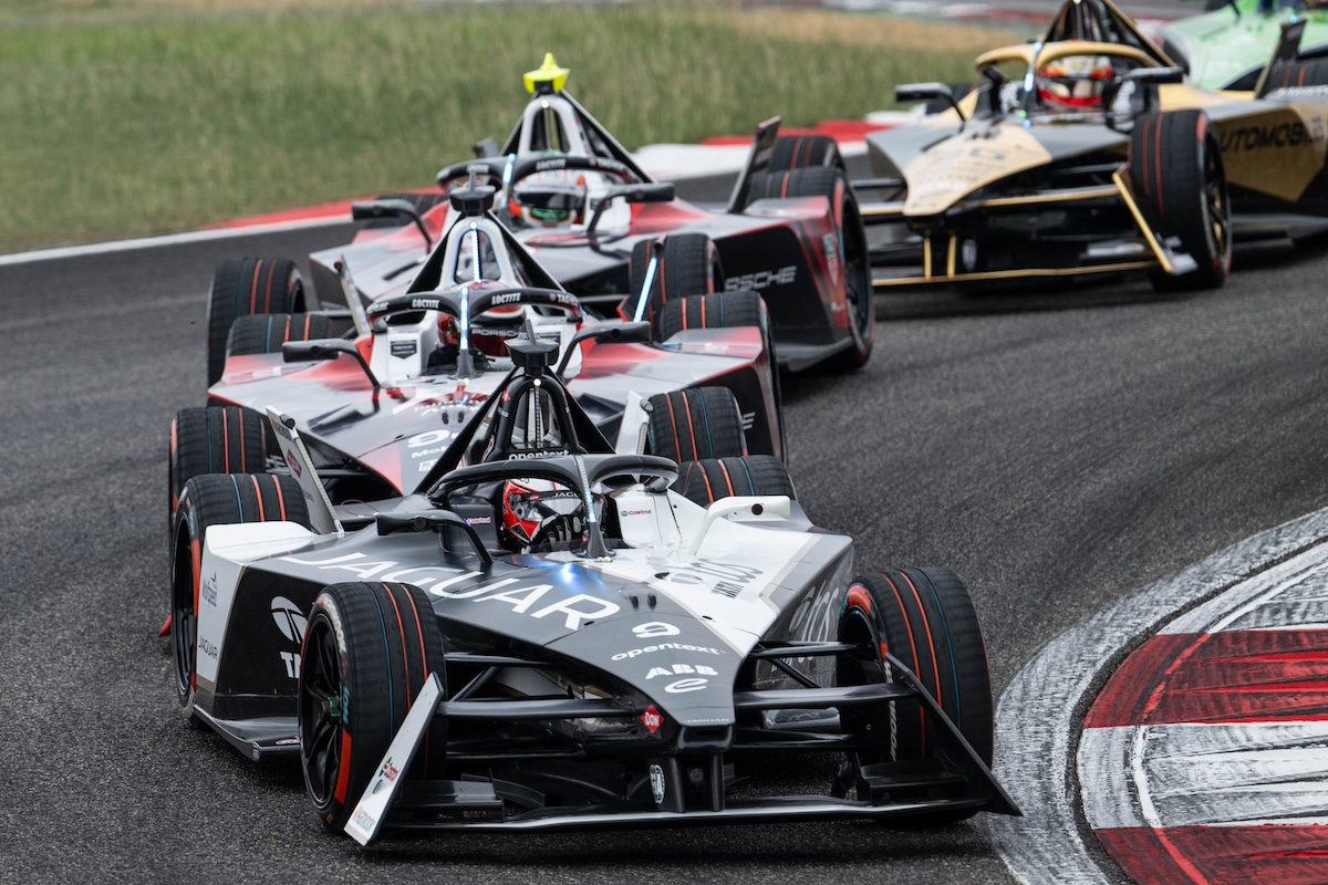 Formula E, Evans e Cassidy conquistano il doppio podio per Jaguar a Shanghai