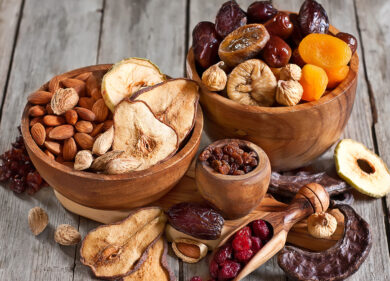 Noci e frutta secca, c’è “rischio chimico”: ritirato un marchio italiano