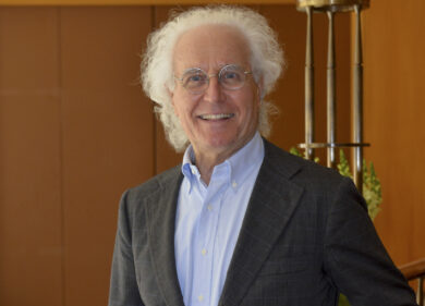 Benetton uomo solo, la denuncia una strategia di comunicazione