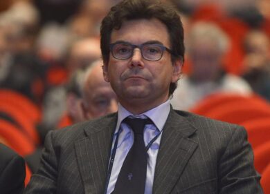 Risolto il giallo del verbale di Spinelli jr: “Dice finanziamenti leciti”