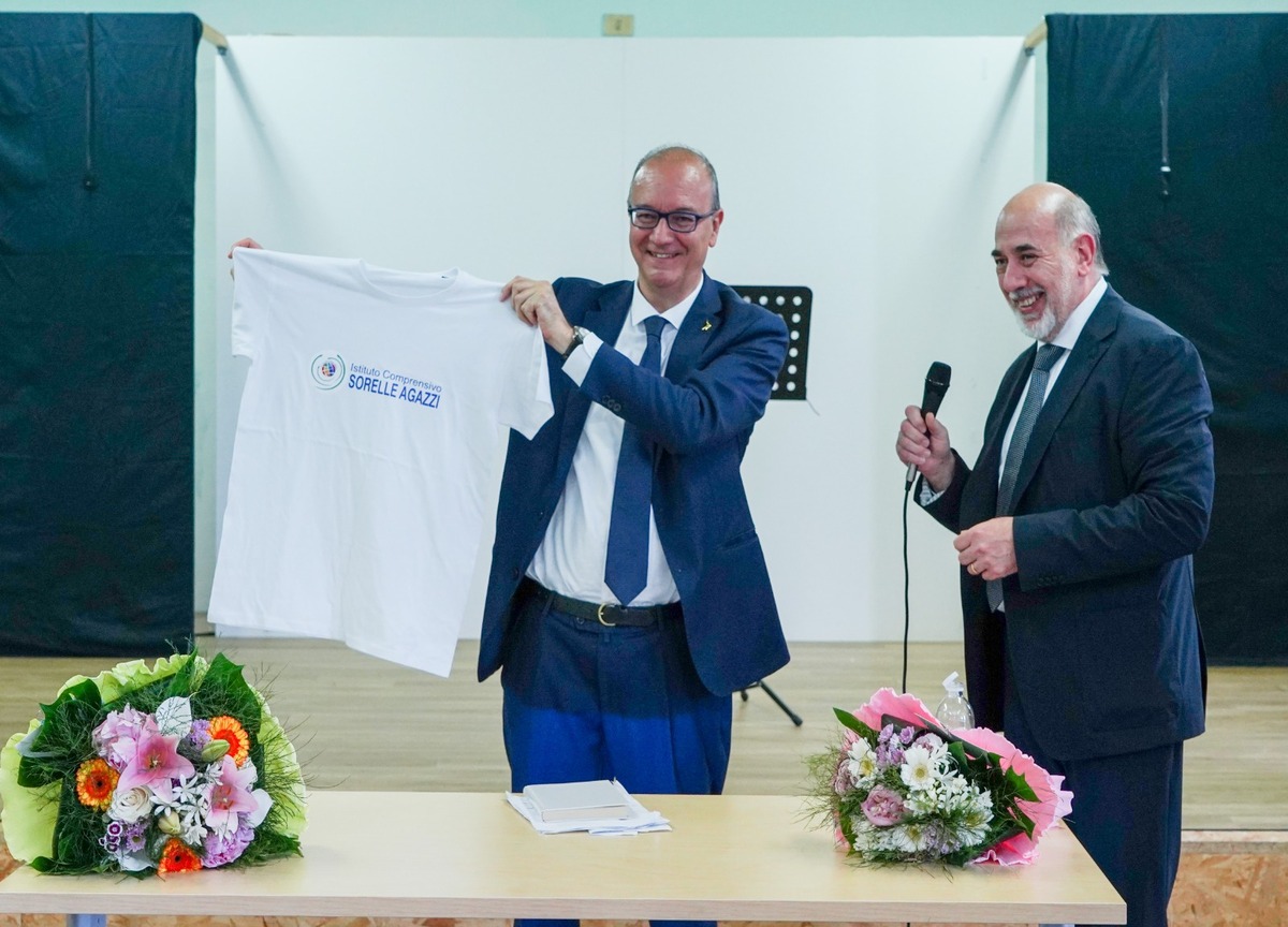 Scuola, Valditara: un piano da 220 milioni per ridurre i divari territoriali Scuola, Valditara: un piano da 220 milioni per ridurre i divari territoriali