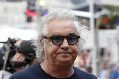 Flavio Briatore torna in Formula 1, ritrova Alonso e ha una missione precisa
