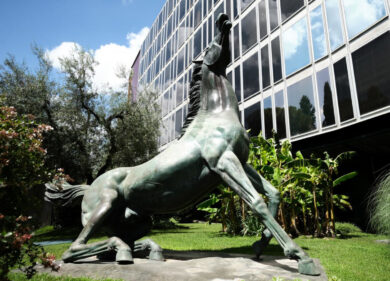 Amianto, ex dipendente Rai Napoli morto di mesotelioma: famiglia presenta denuncia