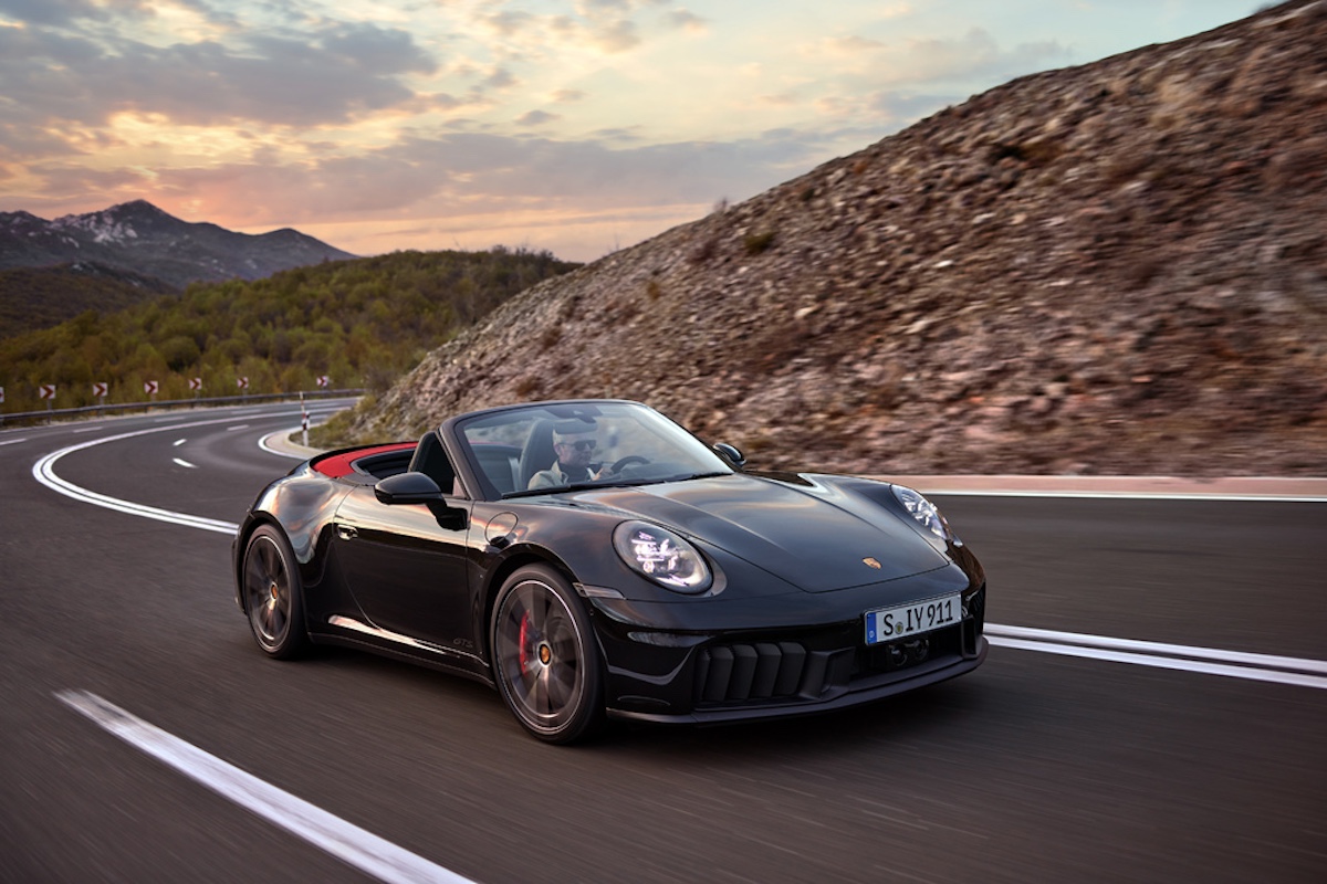 Porsche presenta le nuove 911 Carrera GTS e 911 Carrera con il T-Hybrid Porsche presenta le nuove 911 Carrera GTS e 911 Carrera con il T-Hybrid