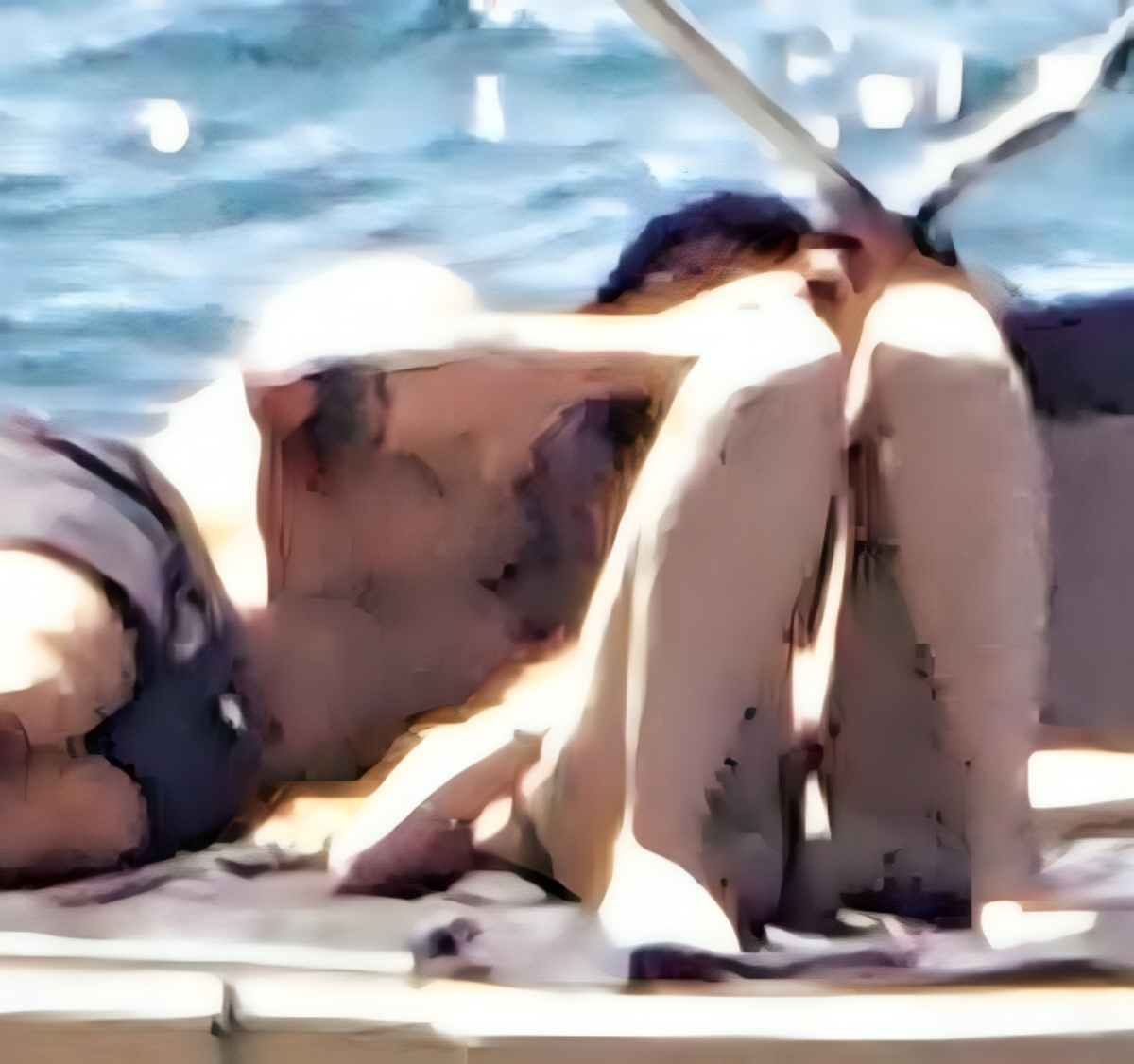 Stefano De Martino paparazzato con Martina: ecco chi è la nuova fiamma. FOTO