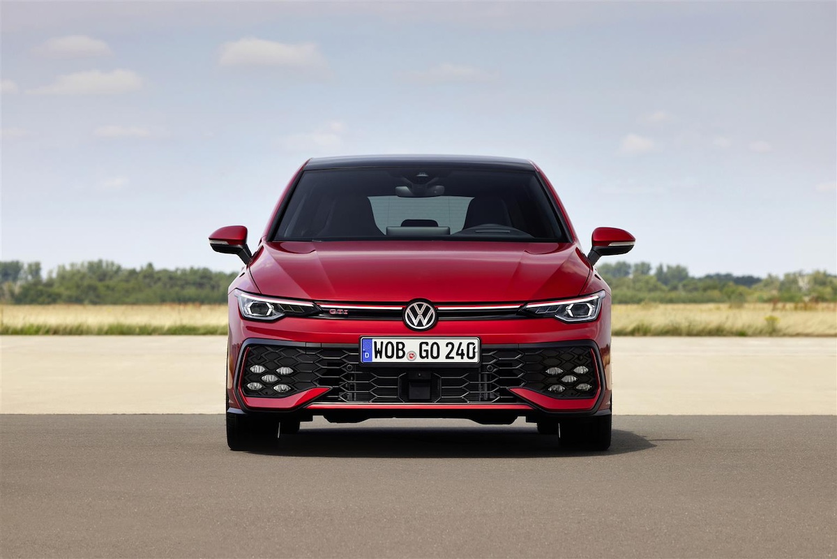 VolkswagenNuova Golf GTI: potenza e innovazione alla massima espressione VolkswagenNuova Golf GTI: potenza e innovazione alla massima espressione