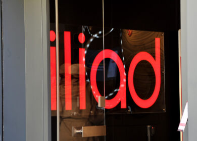 Tim preda facile dopo lo scorporo della rete. E Iliad non nasconde l’interesse