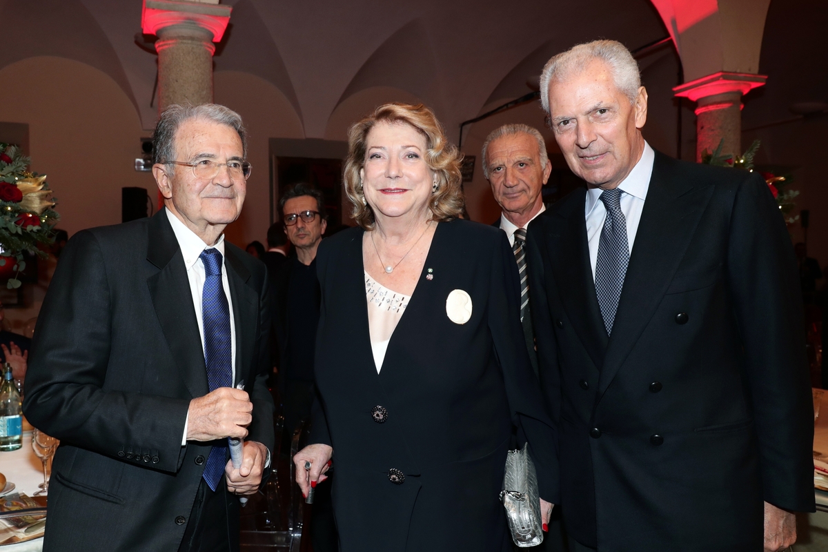 Tronchetti Provera, amore per Afef e Telecom: l’uomo che si credeva Agnelli