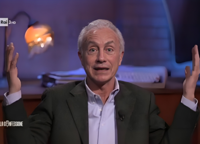 Travaglio si schiera con Meloni: “Silenzi colpevoli di Pd-M5s su De Luca”