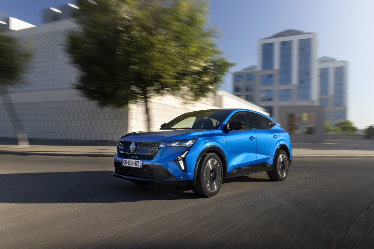 Renault Rafale: l’ibrido high-tech che ridefinisce il SUV coupé nel segmento D