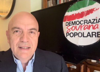 Marco Rizzo: “Informazione e partiti sono tutti a favore della guerra”