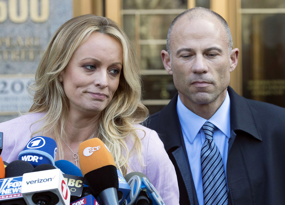 Chi è Stormy Daniels, infanzia di povertà e abusi. Ora ha inguaiato Trump Chi è Stormy Daniels, infanzia di povertà e abusi. Ora ha inguaiato Trump