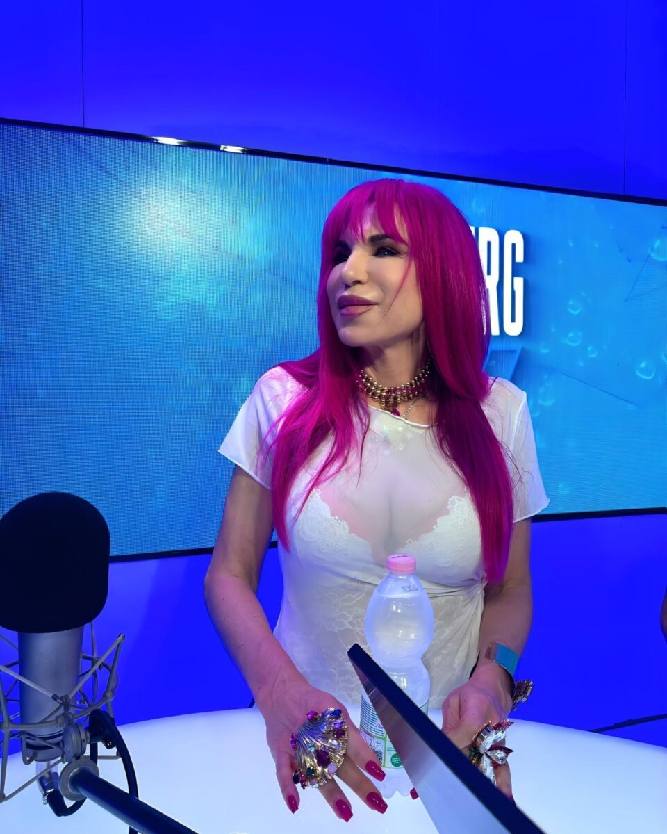 Iceberg: l’arte e la musica raccontati da Numa Palmer e Gabriele Marquignaz Iceberg: l’arte e la musica raccontati da Numa Palmer e Gabriele Marquignaz