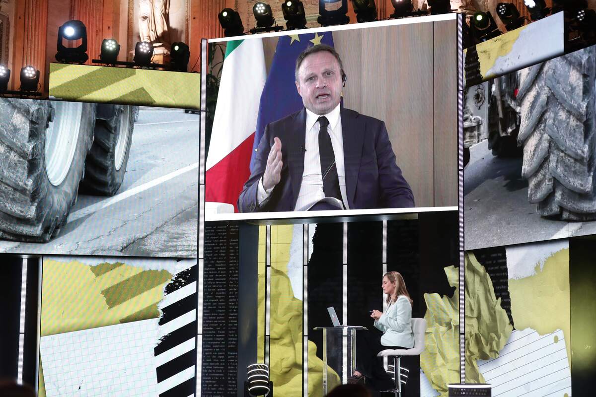 Sky Tg24 porta l’informazione all news sul territorio con ‘Live In’ Sky Tg24 porta l’informazione all news sul territorio con ‘Live In’