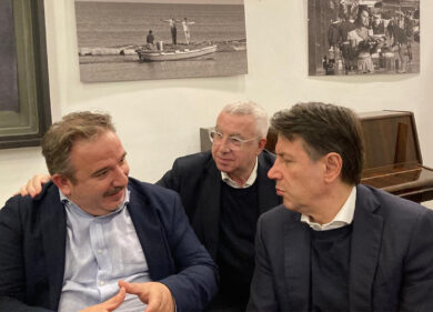 Il G7 spaventa la Puglia: brindisini contro il murales della Marina militare