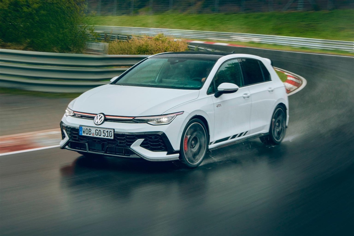 Volkswagen Golf GTI Clubsport debutta alla 24 Ore Nürburgring Volkswagen Golf GTI Clubsport debutta alla 24 Ore Nürburgring
