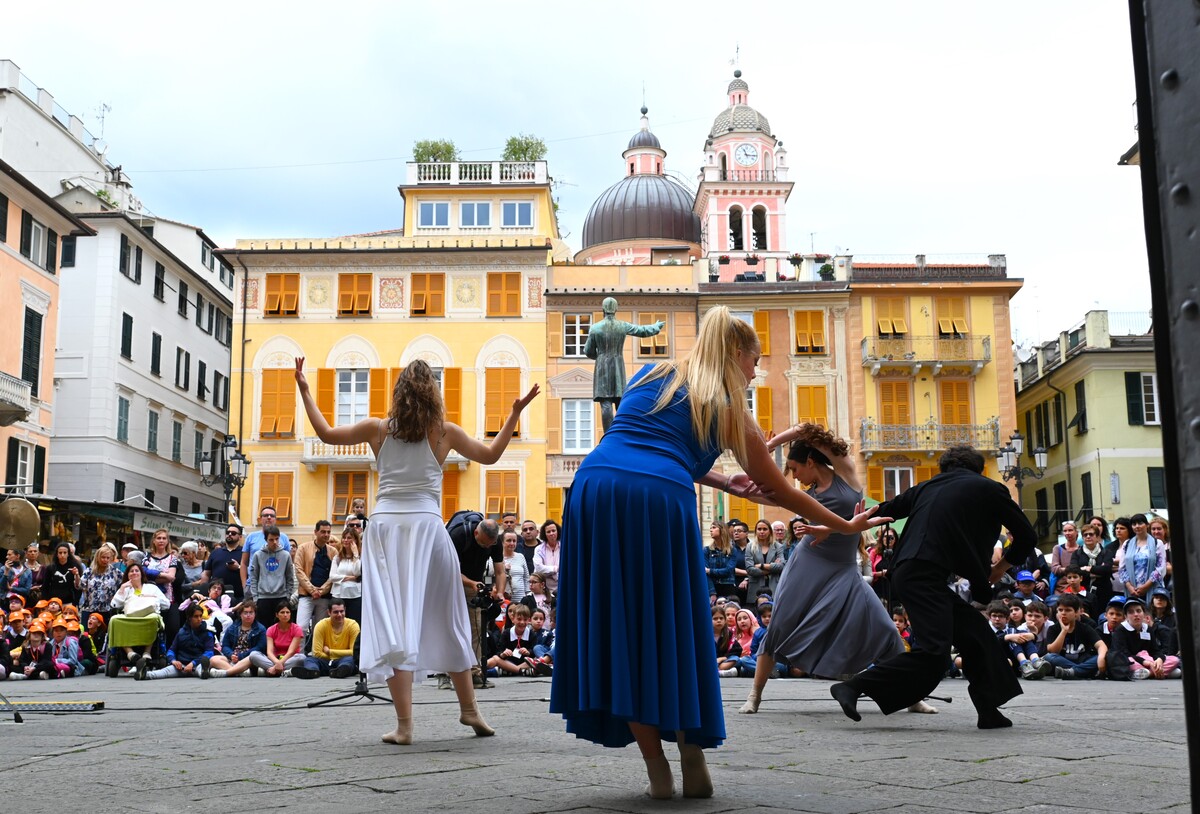 Le Giornate di Chiavari con Dante un Viaggio attraverso la lingua italiana