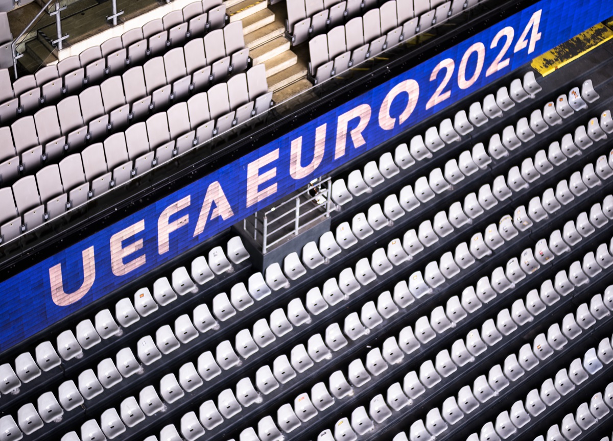 Euro 2024, la geopolitica degli sponsor: addio Mastercard, largo alla Cina Euro 2024, la geopolitica degli sponsor: addio Mastercard, largo alla Cina