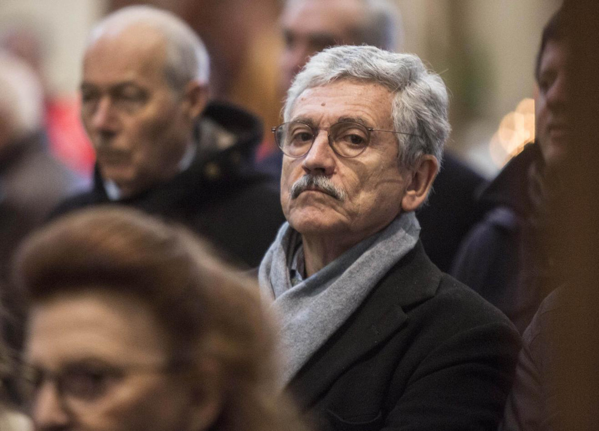 massimo d'alema, armi colombia