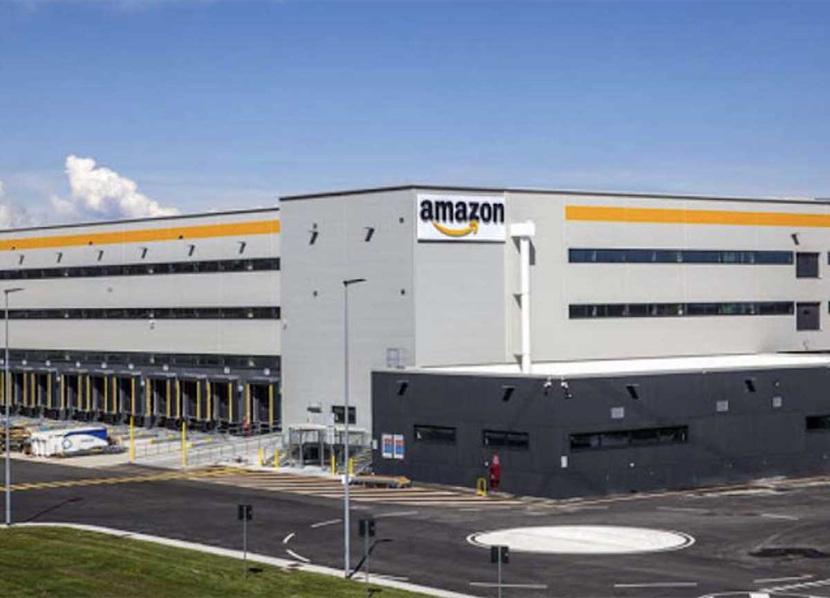 Amazon assume magazzinieri per il suo centro logistico:stipendio da 1760 euro Amazon assume magazzinieri per il suo centro logistico:stipendio da 1760 euro