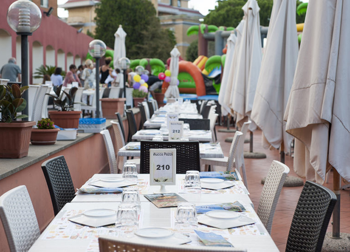 Troppi schiamazzi dei bambini, sigilli al ristorante. E il Tar boccia i Vigili Troppi schiamazzi dei bambini, sigilli al ristorante. E il Tar boccia i Vigili