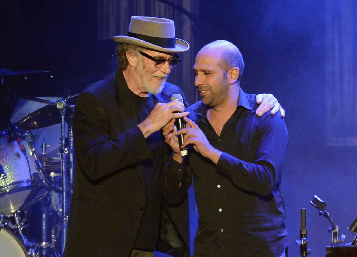 “La Russa che pomicia con la Schlein è come De Gregori-Zalone”. Checco show
