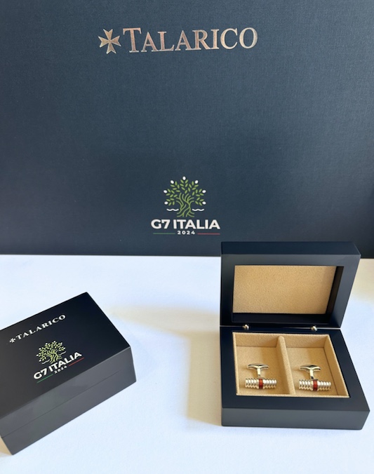 G7, cravatte e borse Talarico cadeaux italiani ai Capi di Governo G7, cravatte e borse Talarico cadeaux italiani ai Capi di Governo