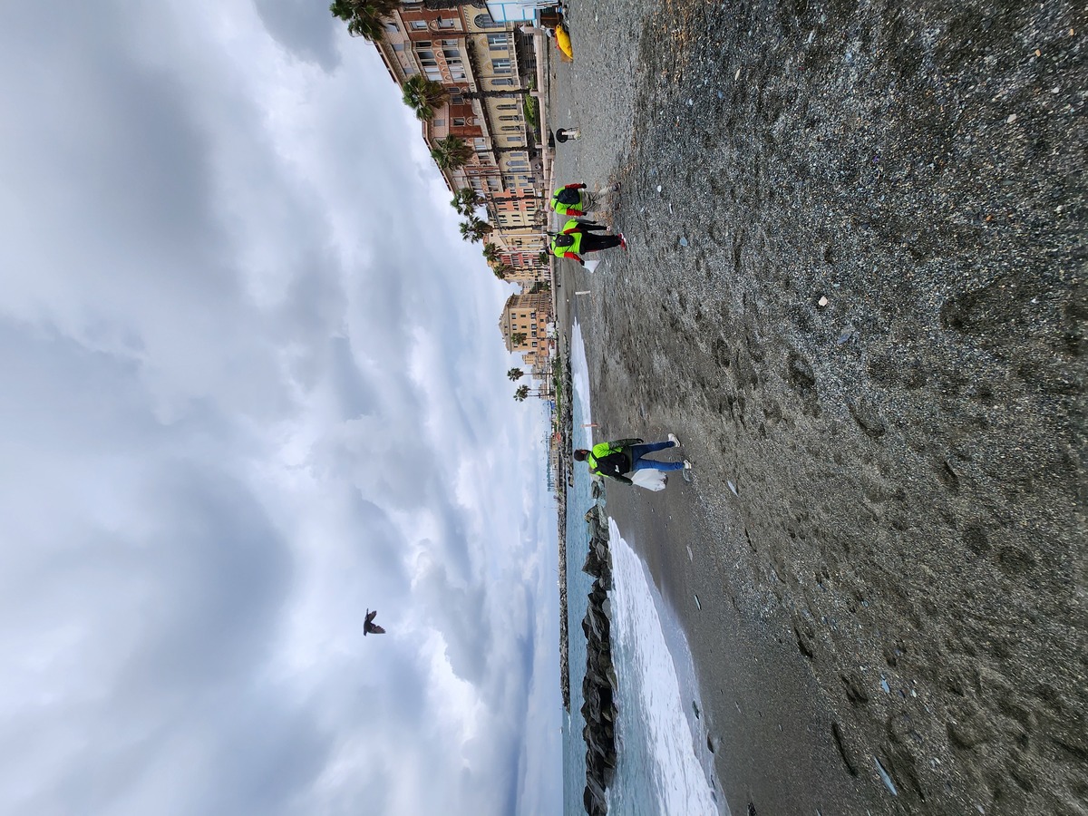 Sacchi e Worldrise: iniziative di beach cleaning sulle spiagge liguri Sacchi e Worldrise: iniziative di beach cleaning sulle spiagge liguri